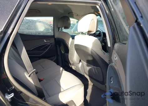 2017 Hyundai Santa Fe Sport 2.4L z USA, uszkodzony, nr VIN 5XYZUDLB8HG390934